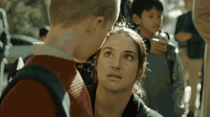 八百彪兵奔北坡